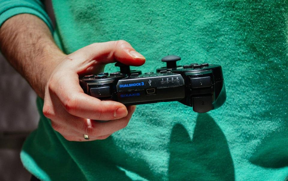 Game console HDMI port repair